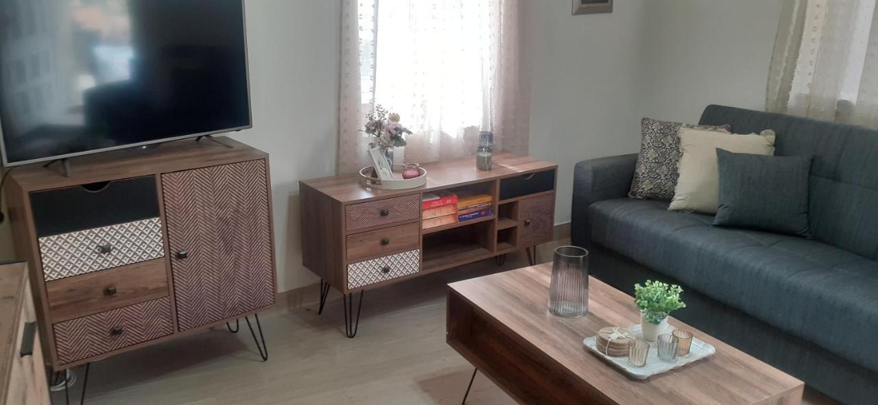 فيلا Namaste Family House Pombia المظهر الخارجي الصورة