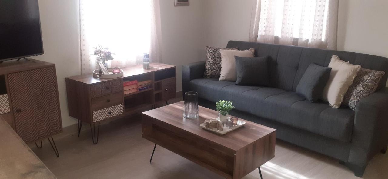 فيلا Namaste Family House Pombia المظهر الخارجي الصورة